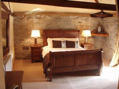 The Horse & Jockey Inn Найтън Екстериор снимка